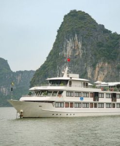 Tour Hạ Long Du Thuyền La Vela Classic Cruise 4 Sao